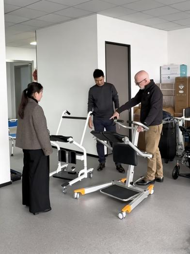 Australischer Kunde besucht und bestätigt Nachbestellung vor Ort und unterstützt die Fähigkeiten von HEINSY